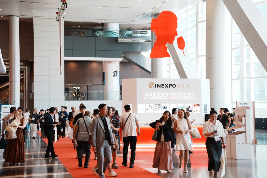 Vinexpo Asia Has A Choice To Make - Vino Joy News
